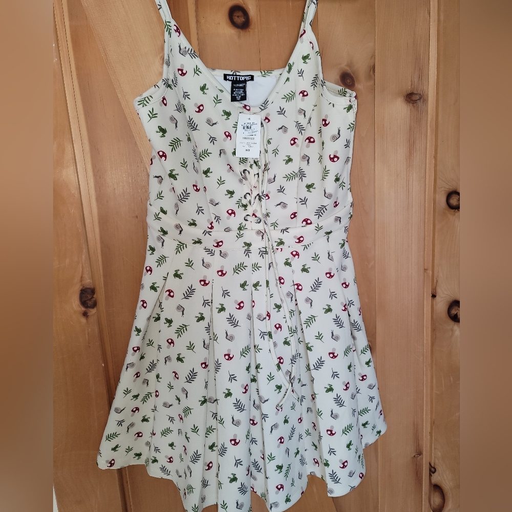 Hot Topic Cream Dress with Cute Garden Accents